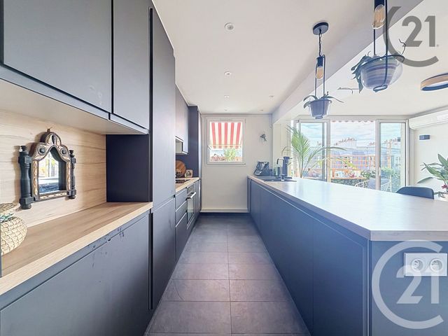 Appartement F3 à vendre - 3 pièces - 63.83 m2 - LEVALLOIS PERRET - 92 - ILE-DE-FRANCE - Century 21 Anatole France