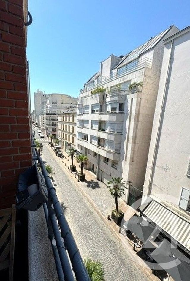 Appartement F2 à vendre - 2 pièces - 48.51 m2 - LEVALLOIS PERRET - 92 - ILE-DE-FRANCE - Century 21 Anatole France