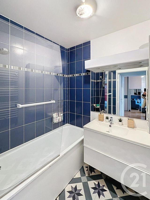 Appartement à louer - 2 pièces - 45.0 m2 - ASNIERES SUR SEINE - 92 - ILE-DE-FRANCE - Century 21 Anatole France
