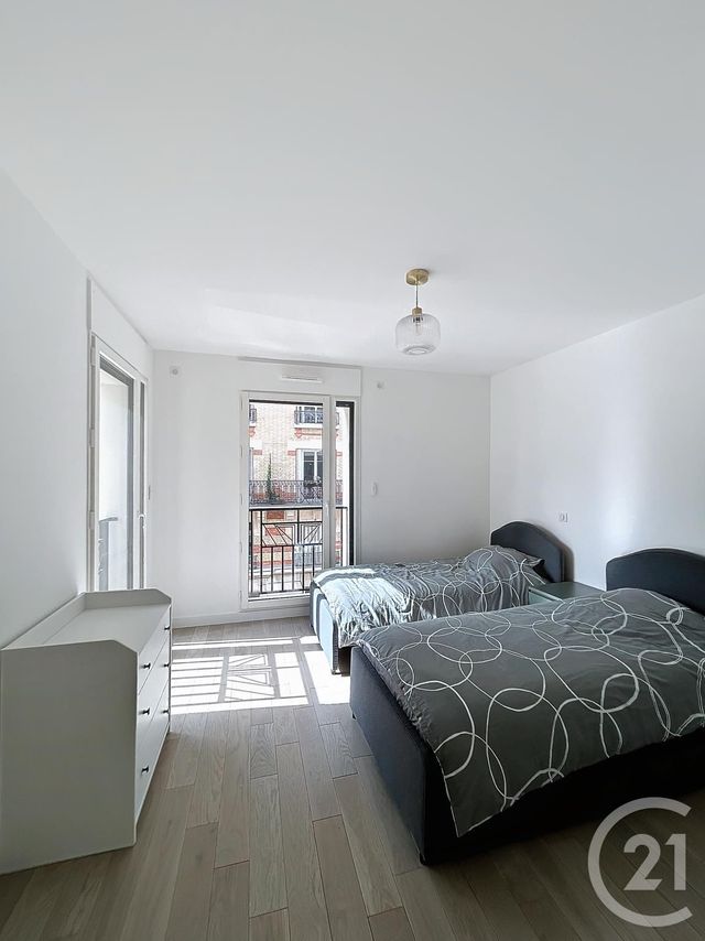 Appartement F4 à louer - 4 pièces - 119.3 m2 - LEVALLOIS PERRET - 92 - ILE-DE-FRANCE - Century 21 Anatole France