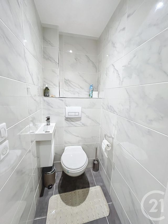 Appartement F4 à louer - 4 pièces - 119.3 m2 - LEVALLOIS PERRET - 92 - ILE-DE-FRANCE - Century 21 Anatole France