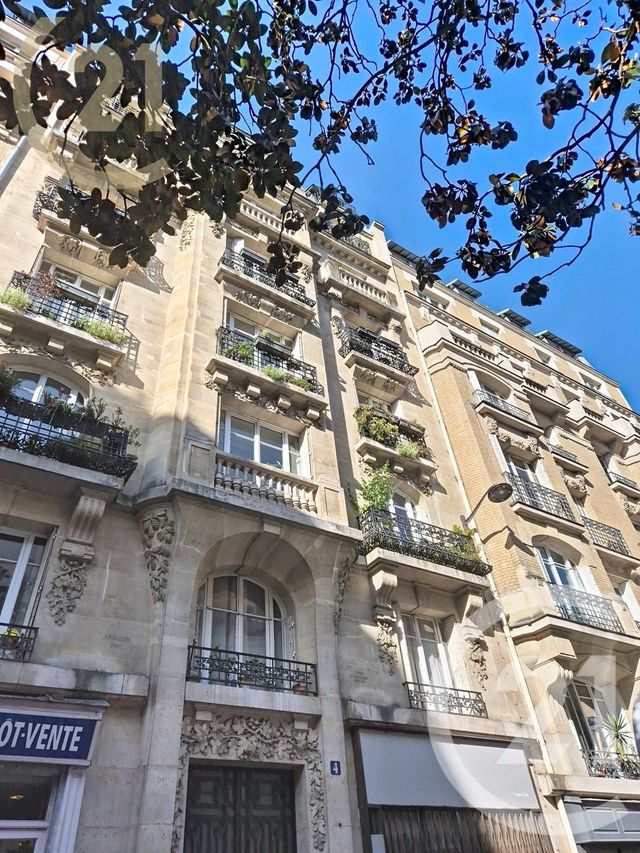 Appartement F2 à vendre - 2 pièces - 49.75 m2 - PARIS - 75013 - ILE-DE-FRANCE - Century 21 Anatole France
