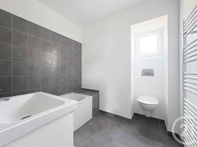 Appartement T2 à vendre - 2 pièces - 37.4 m2 - LEVALLOIS PERRET - 92 - ILE-DE-FRANCE - Century 21 Anatole France