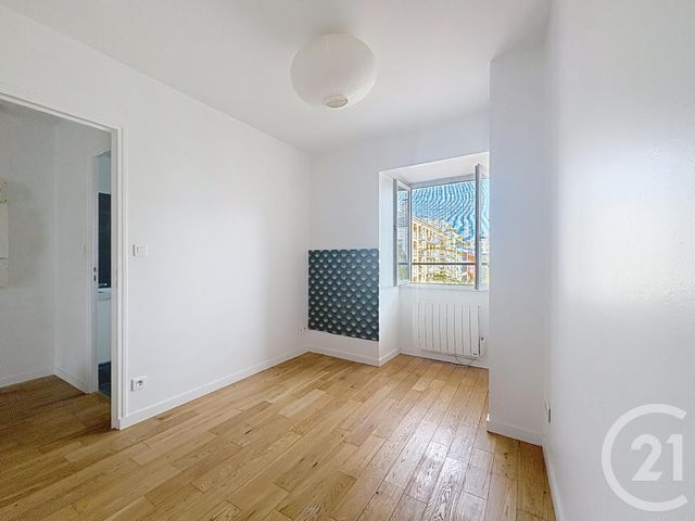 Appartement T2 à vendre - 2 pièces - 37.4 m2 - LEVALLOIS PERRET - 92 - ILE-DE-FRANCE - Century 21 Anatole France