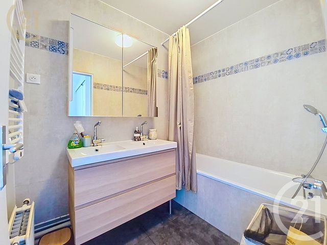 Appartement F5 à vendre - 5 pièces - 136.01 m2 - LEVALLOIS PERRET - 92 - ILE-DE-FRANCE - Century 21 Anatole France