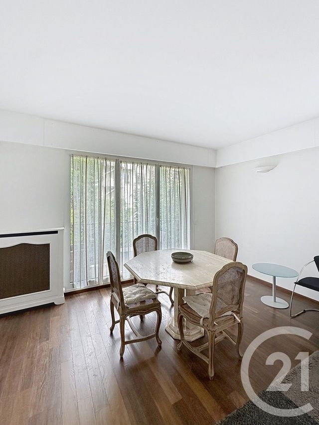 Appartement F2 à louer - 2 pièces - 63.87 m2 - NEUILLY SUR SEINE - 92 - ILE-DE-FRANCE - Century 21 Anatole France