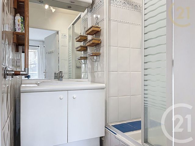 Afficher la photo en grand Appartement T4 à vendre - 4 pièces - 88.87 m2 - LEVALLOIS PERRET - 92 - ILE-DE-FRANCE - Century 21 Anatole France