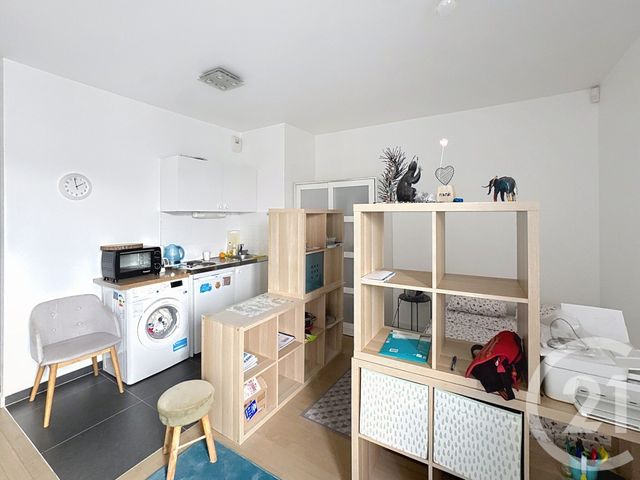 Afficher la photo en grand Appartement F1 à vendre - 1 pièce - 30.0 m2 - LEVALLOIS PERRET - 92 - ILE-DE-FRANCE - Century 21 Anatole France