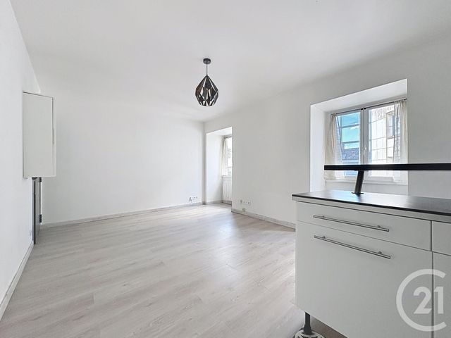 Appartement F2 à vendre - 2 pièces - 38.55 m2 - LEVALLOIS PERRET - 92 - ILE-DE-FRANCE - Century 21 Anatole France