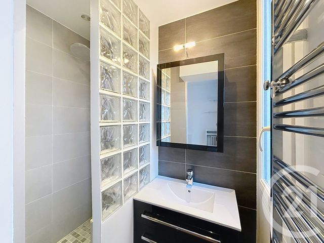 Appartement F2 à vendre - 2 pièces - 36.34 m2 - LEVALLOIS PERRET - 92 - ILE-DE-FRANCE - Century 21 Anatole France