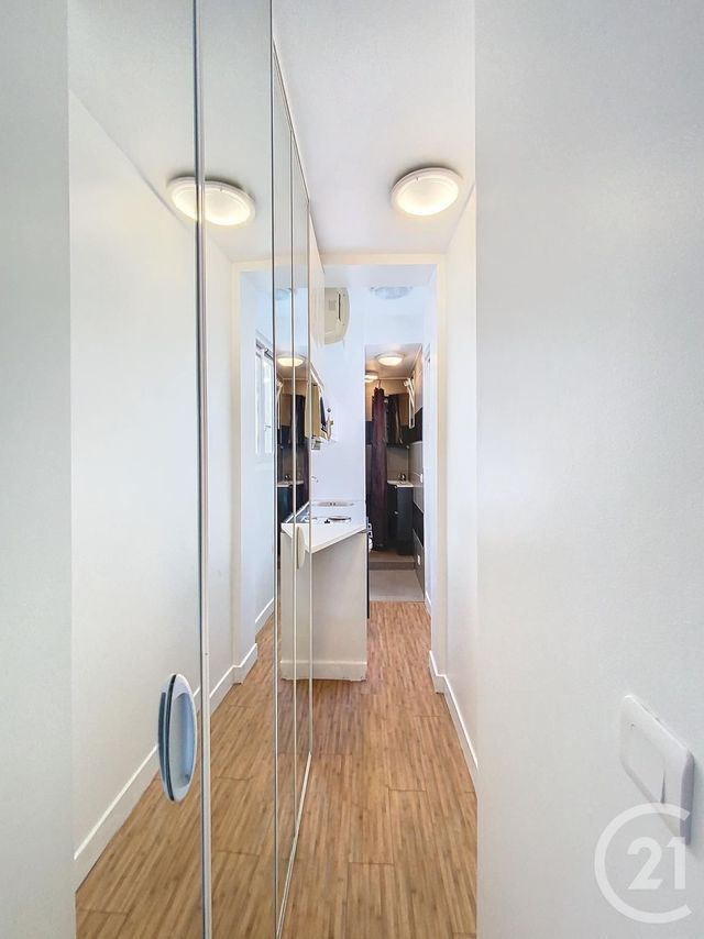 Appartement Studio à louer - 1 pièce - 14.0 m2 - CLICHY - 92 - ILE-DE-FRANCE - Century 21 Anatole France