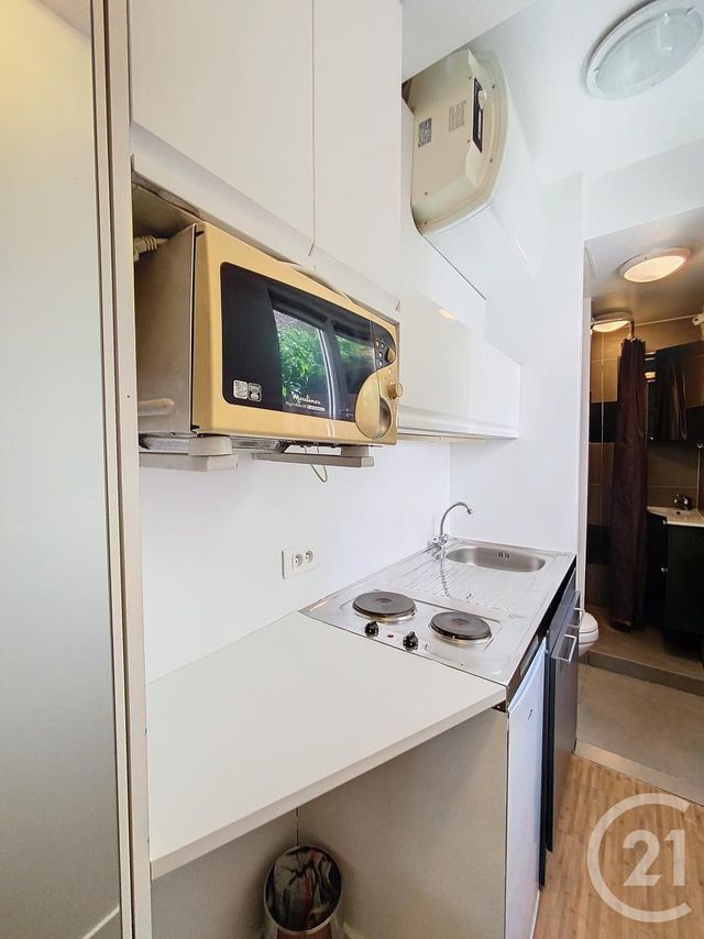 Appartement Studio à louer - 1 pièce - 14.0 m2 - CLICHY - 92 - ILE-DE-FRANCE - Century 21 Anatole France
