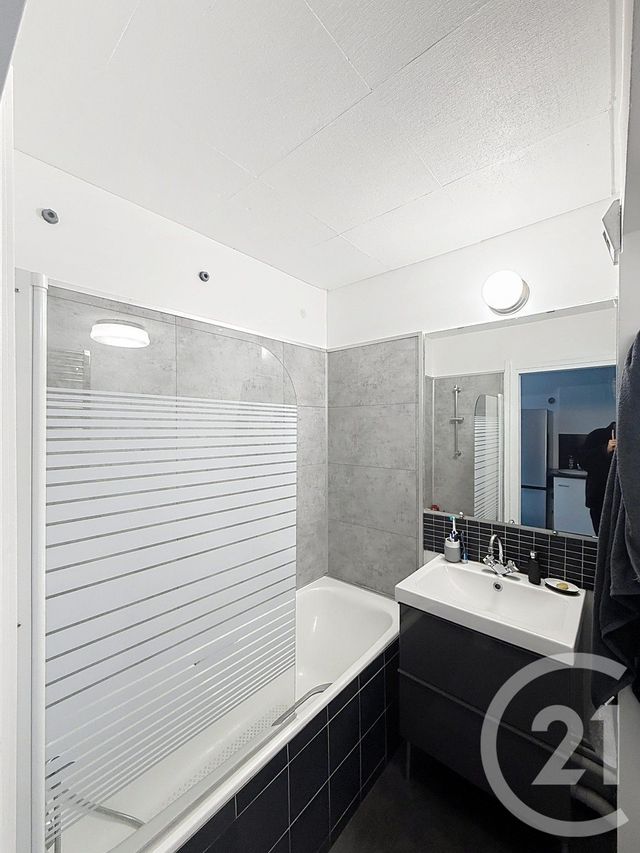 Appartement F1 à louer - 1 pièce - 25.29 m2 - LEVALLOIS PERRET - 92 - ILE-DE-FRANCE - Century 21 Anatole France