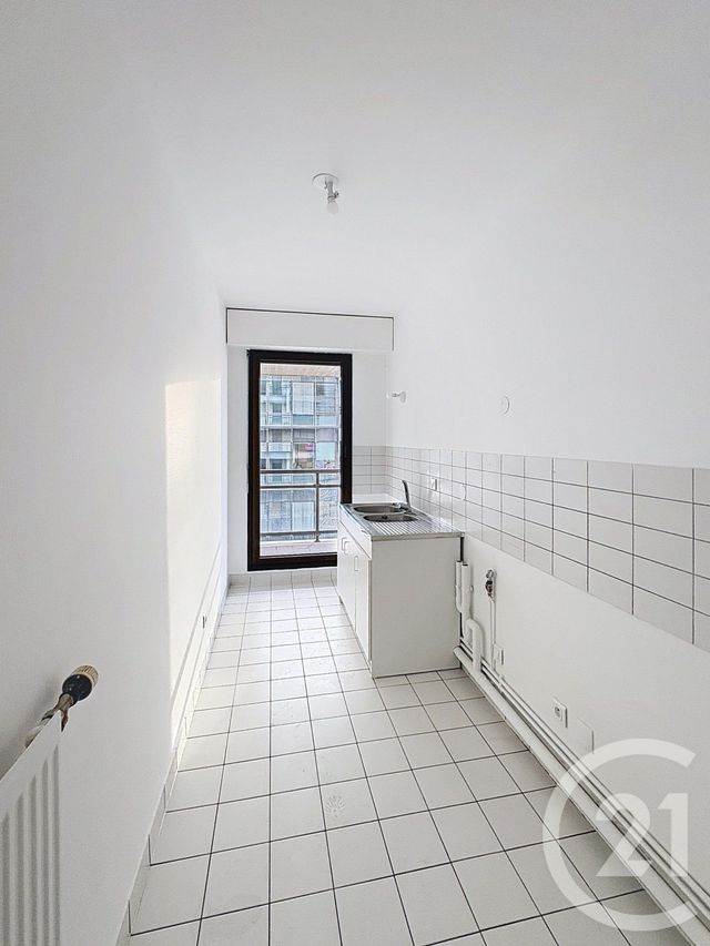 Appartement F2 à louer - 2 pièces - 51.3 m2 - LEVALLOIS PERRET - 92 - ILE-DE-FRANCE - Century 21 Anatole France