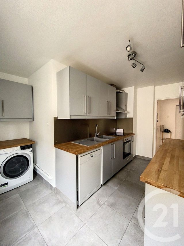 Appartement F3 à louer - 3 pièces - 78.0 m2 - LEVALLOIS PERRET - 92 - ILE-DE-FRANCE - Century 21 Anatole France