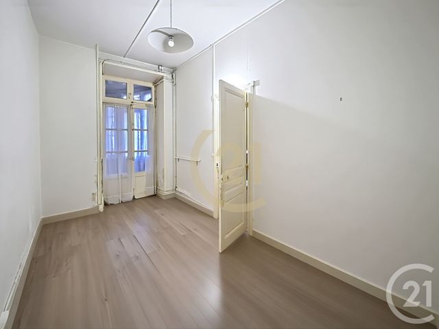 Appartement F3 à vendre - 3 pièces - 52.63 m2 - LEVALLOIS PERRET - 92 - ILE-DE-FRANCE - Century 21 Anatole France