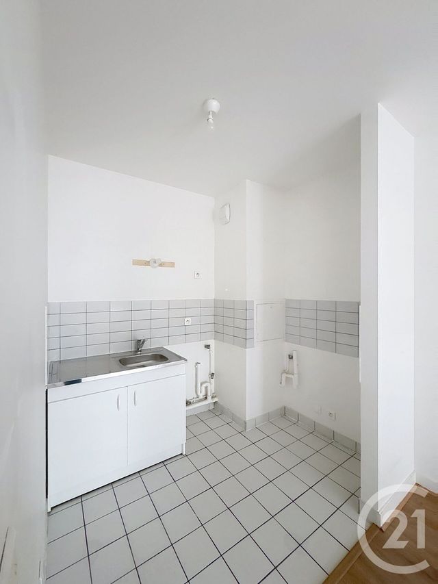 Appartement F2 à louer - 2 pièces - 41.9 m2 - LEVALLOIS PERRET - 92 - ILE-DE-FRANCE - Century 21 Anatole France