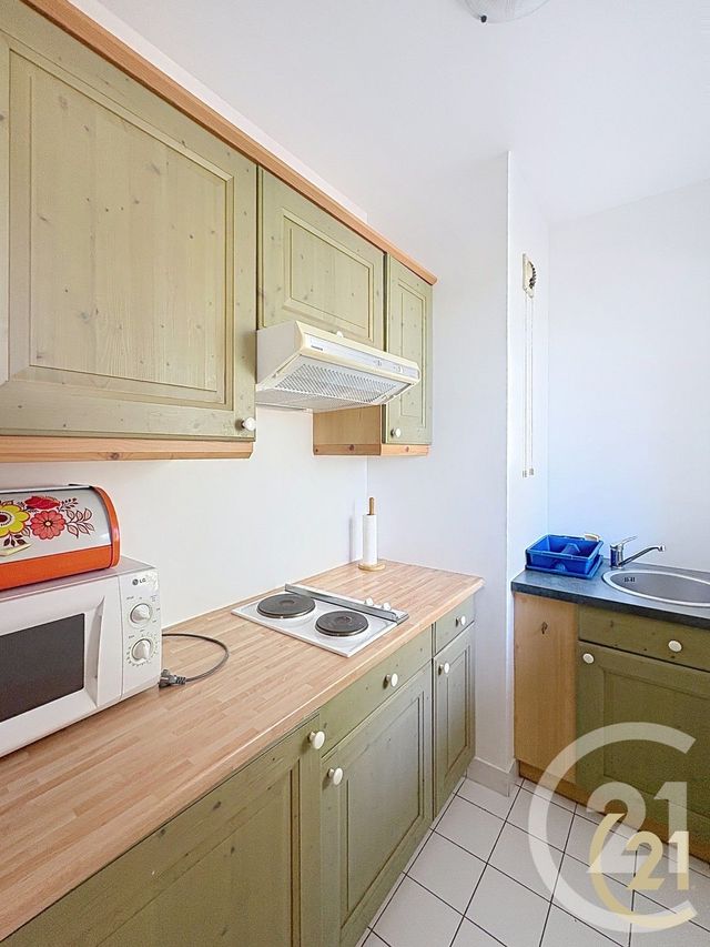 Appartement Studio à louer - 1 pièce - 22.47 m2 - LEVALLOIS PERRET - 92 - ILE-DE-FRANCE - Century 21 Anatole France