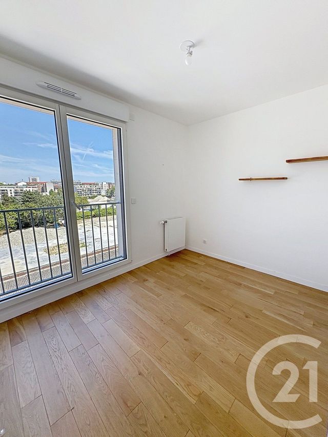 Appartement F4 à louer - 4 pièces - 89.96 m2 - CLICHY - 92 - ILE-DE-FRANCE - Century 21 Anatole France