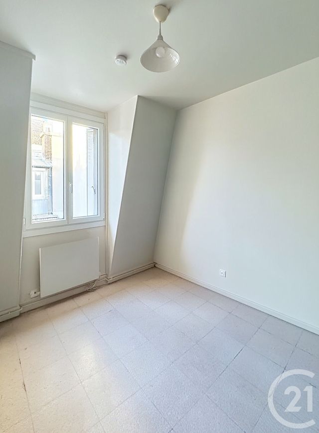 Appartement Chambre à vendre - 1 pièce - 9.75 m2 - PARIS - 75017 - ILE-DE-FRANCE - Century 21 Anatole France