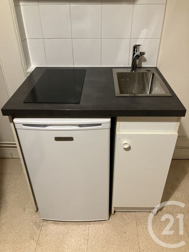 Appartement Chambre à vendre - 1 pièce - 9.75 m2 - PARIS - 75017 - ILE-DE-FRANCE - Century 21 Anatole France