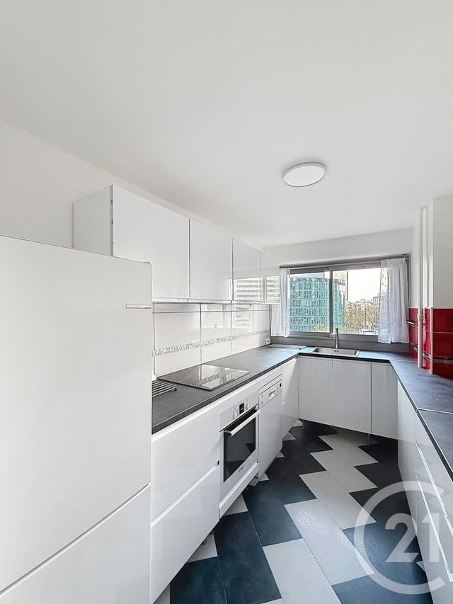 Appartement à louer - 4 pièces - 87.0 m2 - COURBEVOIE - 92 - ILE-DE-FRANCE - Century 21 Anatole France