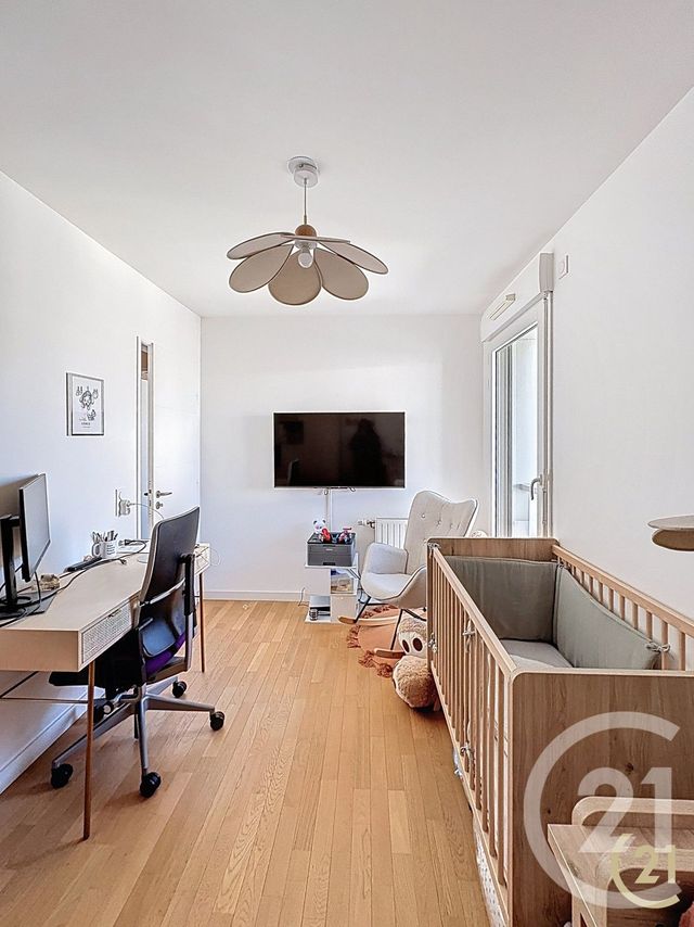 Appartement F3 à louer - 3 pièces - 65.38 m2 - CLICHY - 92 - ILE-DE-FRANCE - Century 21 Anatole France