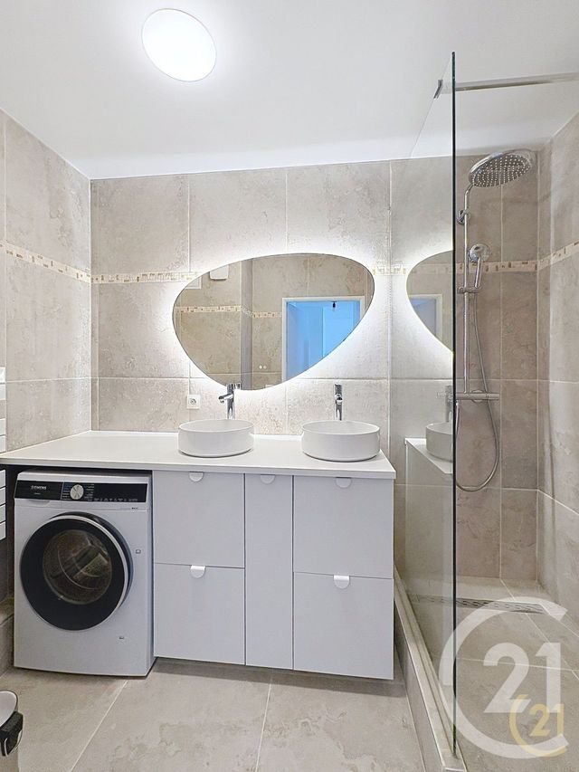 Appartement F2 à louer - 2 pièces - 52.0 m2 - LEVALLOIS PERRET - 92 - ILE-DE-FRANCE - Century 21 Anatole France