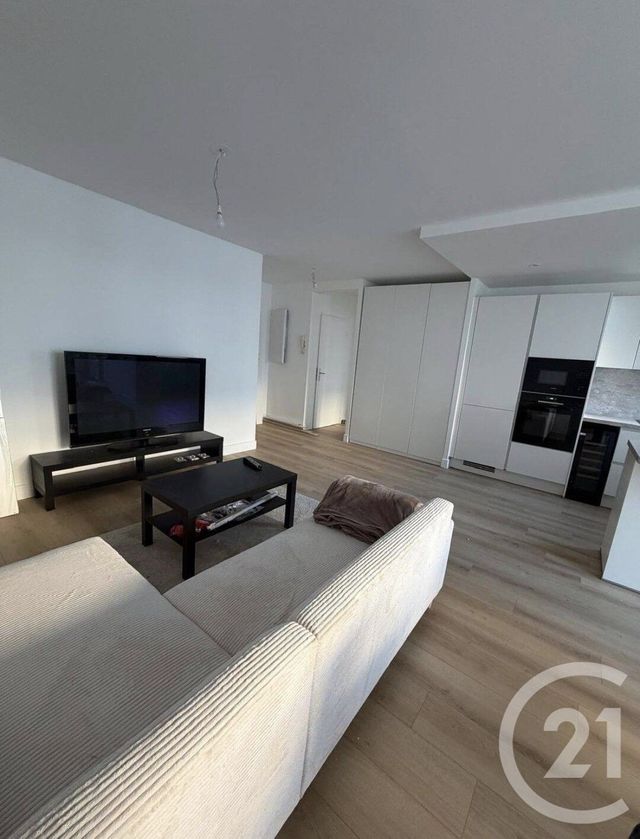 Appartement F2 à louer - 2 pièces - 52.0 m2 - LEVALLOIS PERRET - 92 - ILE-DE-FRANCE - Century 21 Anatole France