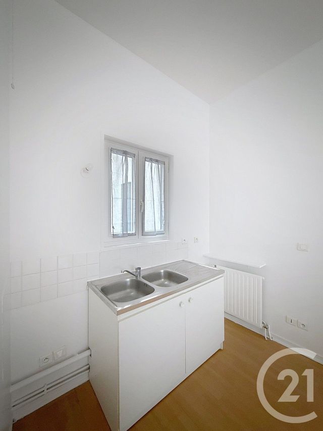 Appartement F1 à louer - 1 pièce - 27.04 m2 - LEVALLOIS PERRET - 92 - ILE-DE-FRANCE - Century 21 Anatole France