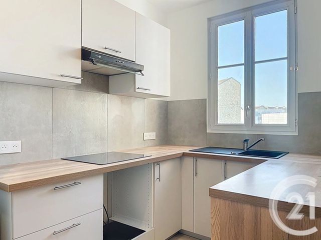 Appartement F1 à louer - 1 pièce - 27.7 m2 - CLICHY - 92 - ILE-DE-FRANCE - Century 21 Anatole France
