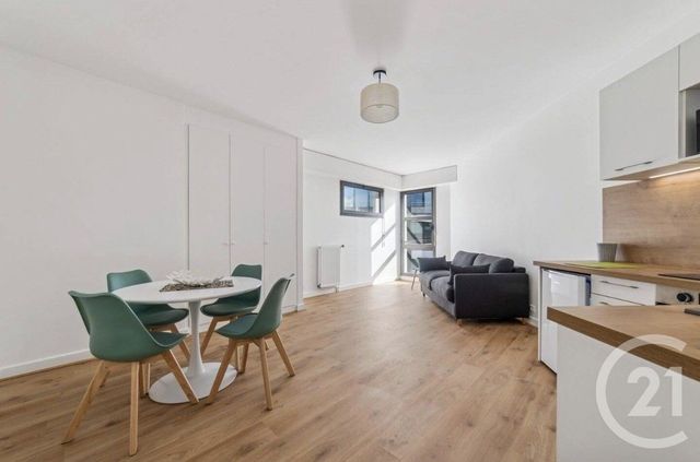 Appartement F1 à louer - 1 pièce - 31.96 m2 - LEVALLOIS PERRET - 92 - ILE-DE-FRANCE - Century 21 Anatole France