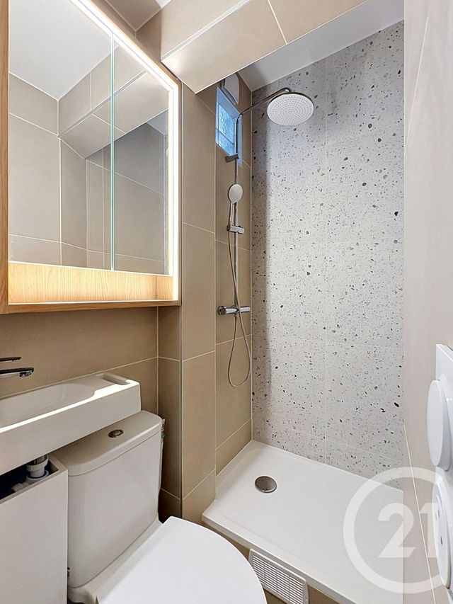 Appartement F1 à louer - 1 pièce - 27.0 m2 - ST OUEN - 93 - ILE-DE-FRANCE - Century 21 Anatole France