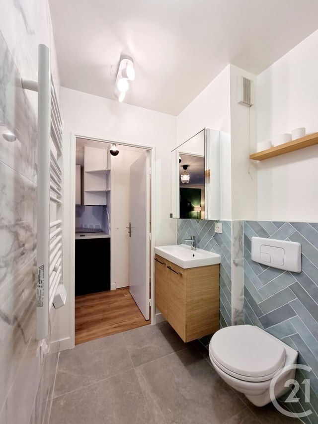 Appartement T2 à louer - 2 pièces - 31.5 m2 - LEVALLOIS PERRET - 92 - ILE-DE-FRANCE - Century 21 Anatole France