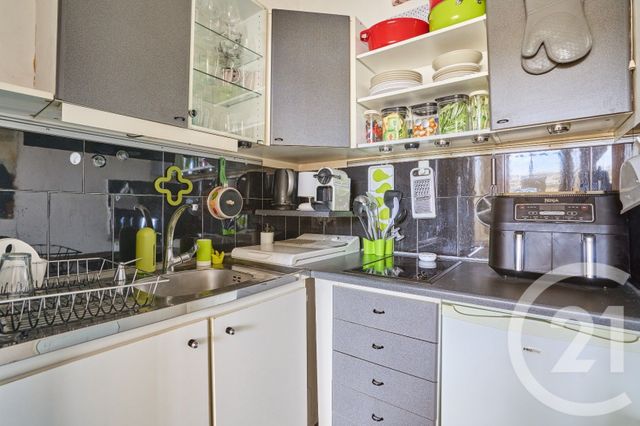 Appartement F1 à vendre - 1 pièce - 32.0 m2 - LEVALLOIS PERRET - 92 - ILE-DE-FRANCE - Century 21 Anatole France