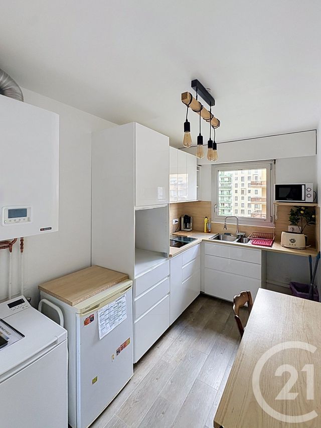 Appartement F4 à louer - 4 pièces - 88.03 m2 - COURBEVOIE - 92 - ILE-DE-FRANCE - Century 21 Anatole France