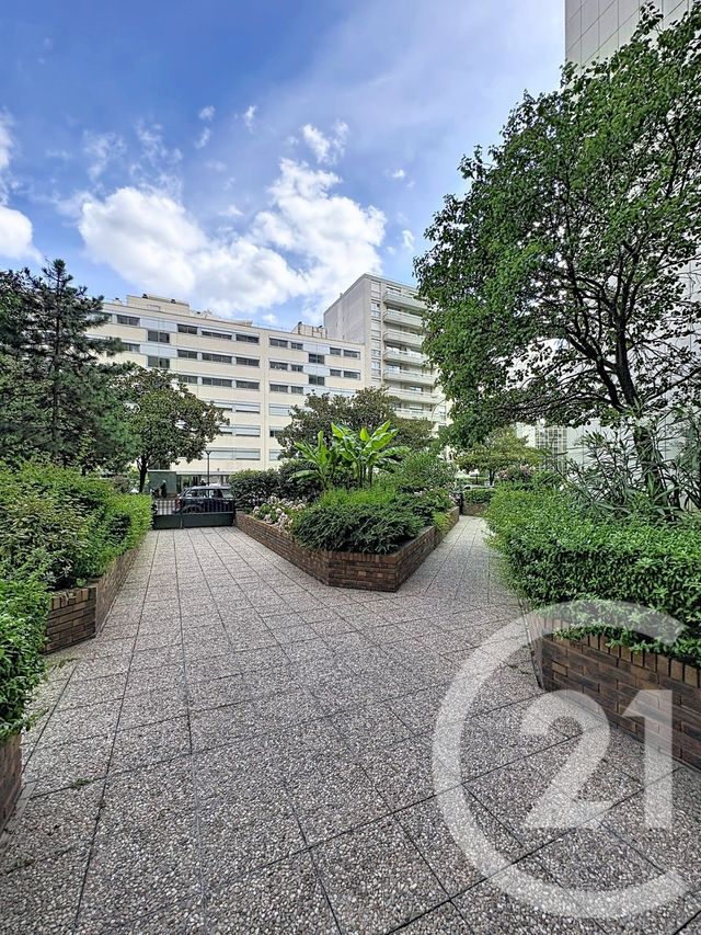 Appartement F4 à louer - 4 pièces - 88.03 m2 - COURBEVOIE - 92 - ILE-DE-FRANCE - Century 21 Anatole France