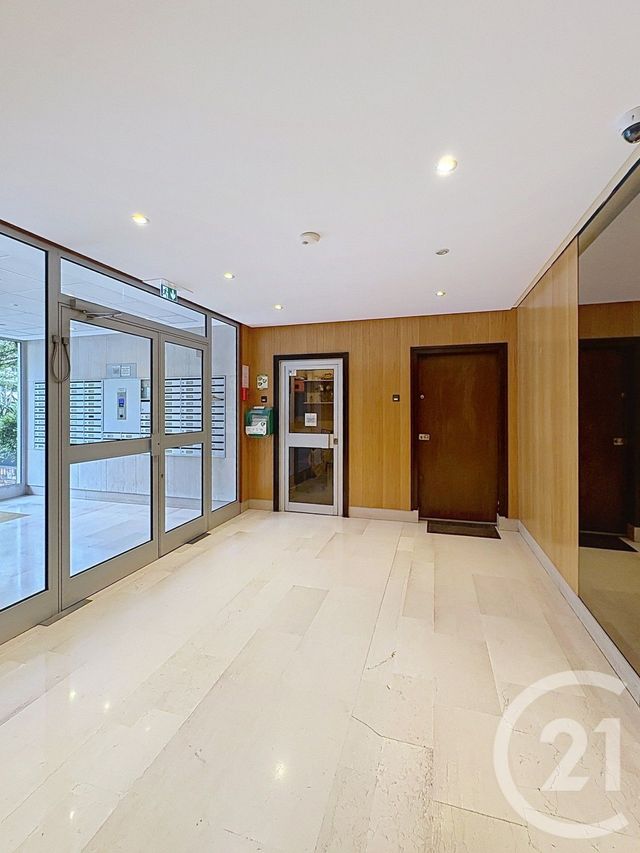 Appartement F4 à louer - 4 pièces - 88.03 m2 - COURBEVOIE - 92 - ILE-DE-FRANCE - Century 21 Anatole France