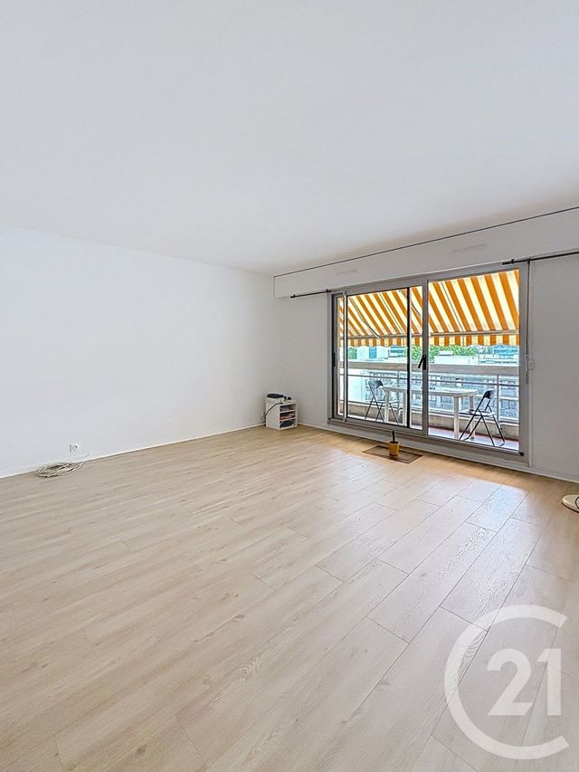Appartement F4 à louer - 4 pièces - 88.03 m2 - COURBEVOIE - 92 - ILE-DE-FRANCE - Century 21 Anatole France