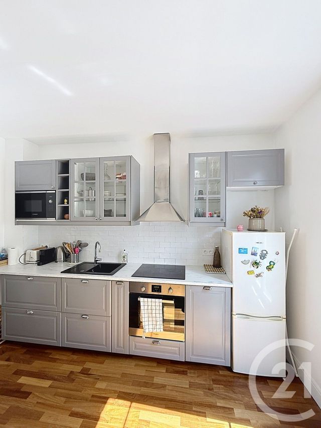 Appartement F2 à louer - 2 pièces - 29.0 m2 - LEVALLOIS PERRET - 92 - ILE-DE-FRANCE - Century 21 Anatole France