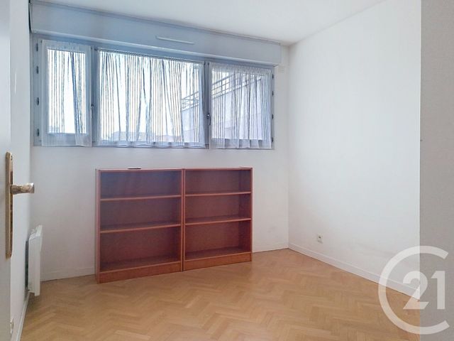 Appartement F3 à vendre - 3 pièces - 69.29 m2 - NANTERRE - 92 - ILE-DE-FRANCE - Century 21 Anatole France
