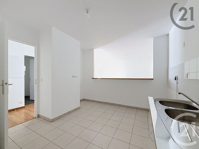 Appartement F3 à vendre - 3 pièces - 75.0 m2 - LEVALLOIS PERRET - 92 - ILE-DE-FRANCE - Century 21 Anatole France