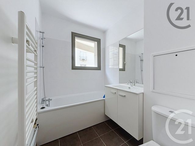 Appartement F3 à vendre - 3 pièces - 75.0 m2 - LEVALLOIS PERRET - 92 - ILE-DE-FRANCE - Century 21 Anatole France