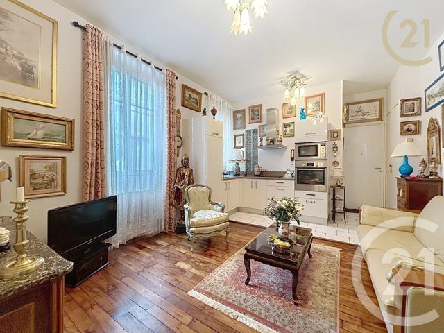 Appartement F2 à vendre - 2 pièces - 31.91 m2 - LEVALLOIS PERRET - 92 - ILE-DE-FRANCE - Century 21 Anatole France