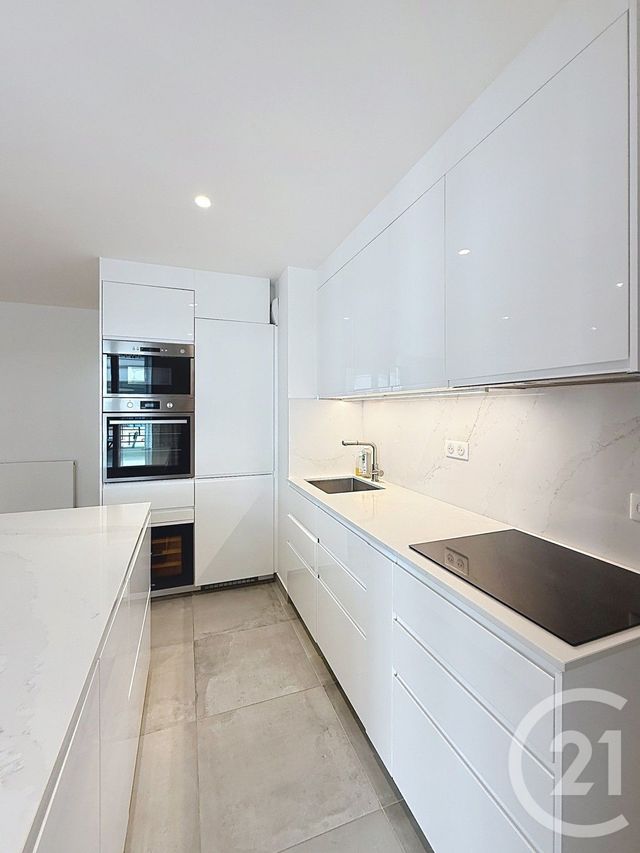 Appartement F2 à louer - 2 pièces - 45.57 m2 - LEVALLOIS PERRET - 92 - ILE-DE-FRANCE - Century 21 Anatole France