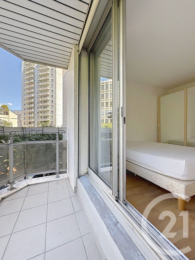 Appartement F2 à louer - 2 pièces - 59.7 m2 - LEVALLOIS PERRET - 92 - ILE-DE-FRANCE - Century 21 Anatole France