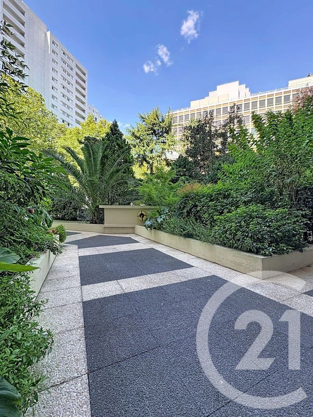 Appartement F2 à louer - 2 pièces - 59.7 m2 - LEVALLOIS PERRET - 92 - ILE-DE-FRANCE - Century 21 Anatole France