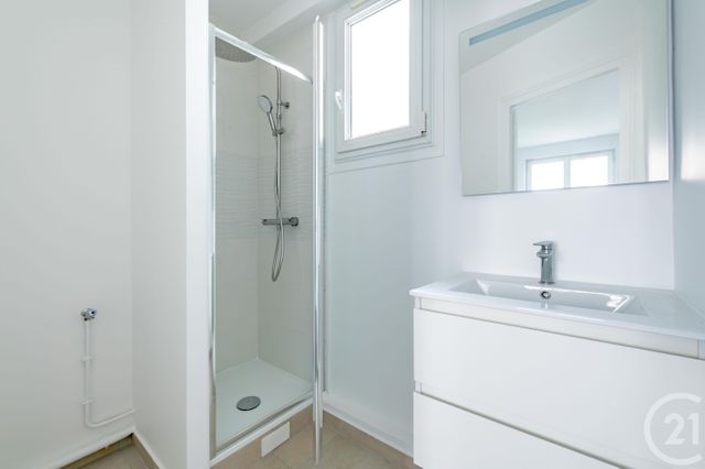 Appartement F2 à vendre - 2 pièces - 37.42 m2 - LEVALLOIS PERRET - 92 - ILE-DE-FRANCE - Century 21 Anatole France