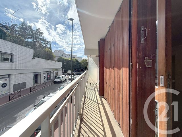 Appartement F1 à vendre LEVALLOIS PERRET