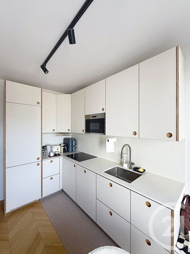 Appartement à louer - 3 pièces - 45.68 m2 - LEVALLOIS PERRET - 92 - ILE-DE-FRANCE - Century 21 Anatole France
